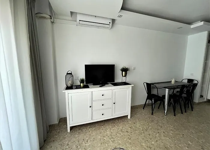 Ver620 - Terraza Con Vistas Al Mar, Reformado, Wifi, Fire Stick Amazon, Centro A 5 Min, Playa A 15 Min, *